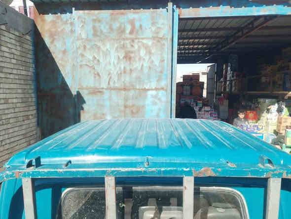 السلام عليكم سياره بنكو حمل موديل ٢٠٠٢ ام عيون حاكيه الشاصي مكفول كير  مكفول محرك بي خيط بخار بدون تنقيص سياره بلاديه ما عدها الهالات الجوا بيبان السياره بيها تعمير وباقي كلها بلادي سياره
السعر ٧٧ وبيها مجال قليل
الرقم الموبايل ***********
