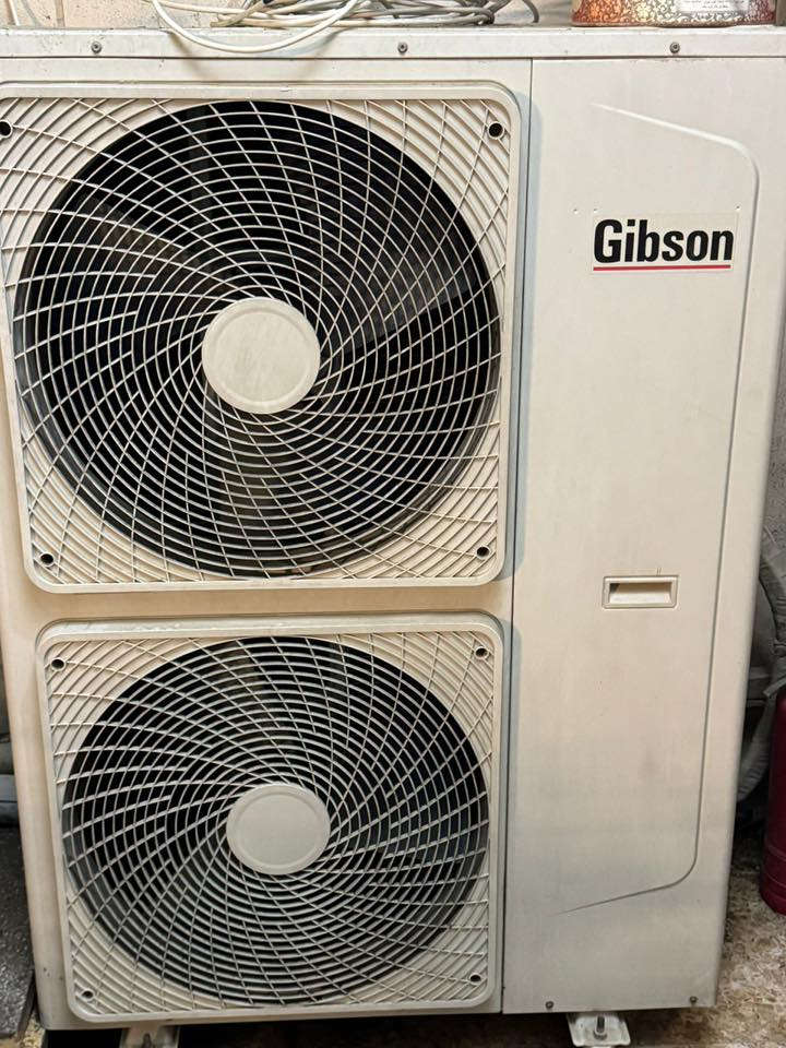 سبالت جداريه عدد 3 كري 2 طن وكنتوري عدد 2 3 طن كل تفاصيلهن موجودات بالصور السبالت بدون تصليح مكانهن بغداد الاعلام  كلهن سعرهن 2600 عدد 5 جميع السبالت شرط الفحص مشدودات ***********
