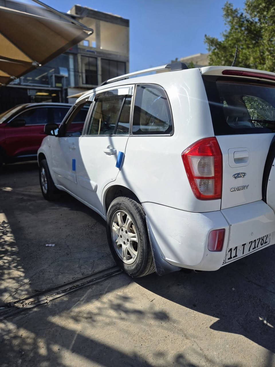 السلام عليكم تيكو موديل 2014 
رقم بغداد انكليزي بسمي  
السعر 69 وبيه مجال للطيبين 
هزه جديده 
كير ميكانيكي 
مكينه 2000  برغي ما مفتوح بي 
صدر أمامي خلفي جديد 
تايرات جديده 
قتحه سقف 
تحكم استيرين 
ما بيه نقص جاهزه واحلى من الصور 
للتواصل *********** او *********** 
مكان السياره حي الجهاد قرب جامع محمد رسول الله
