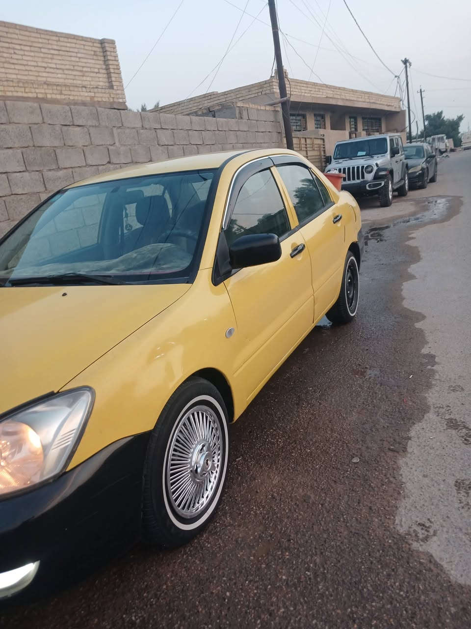 سياره انسر مديل ٢٠١٠ مجازه  من كلشي   سعر سيارة 70 مكان  بغداد  الزعفرانيه   ***********
