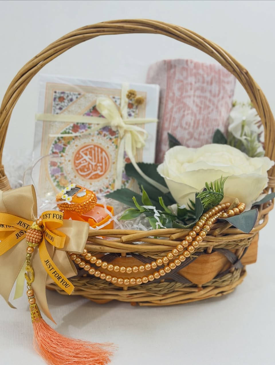 توصيل مناطق المشتل والامين والمعلمين ٣ الف 
بقية المناطق ٥ 
توصيل المحافظات ٨ 💎


**إذا كنت صاحب هذا الإعلان وتريد حذفه لأي سبب، رجاءا أرسل رسالة إلى الدعم الفني**