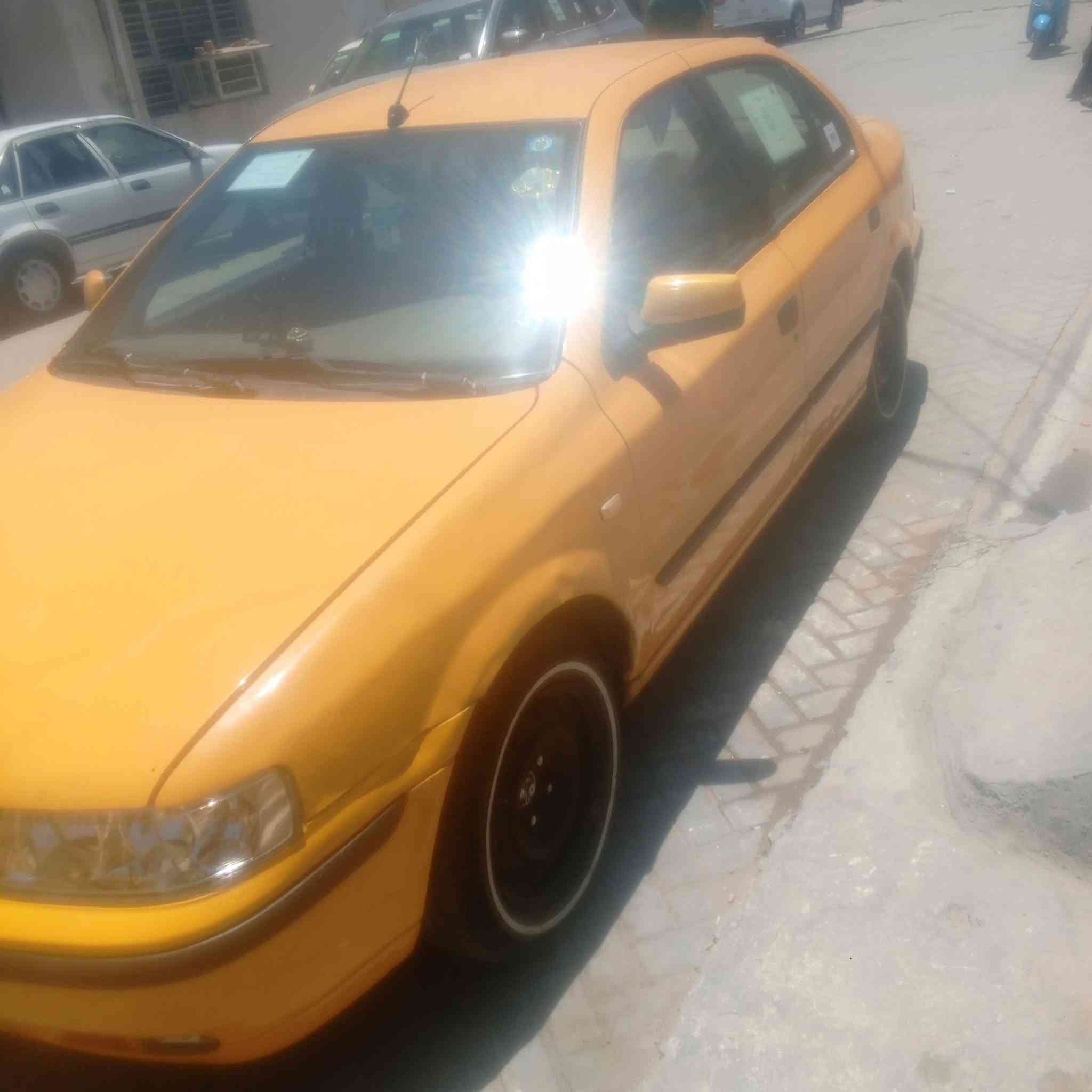 السلام عليكم سند موديل 11 سياره جديده وحلوه اي نقص ما بيها جير مكينه فرنسي شادهن جدد حداده جديده مصفره هيئه سعر 27 وبيها مجال ***********
