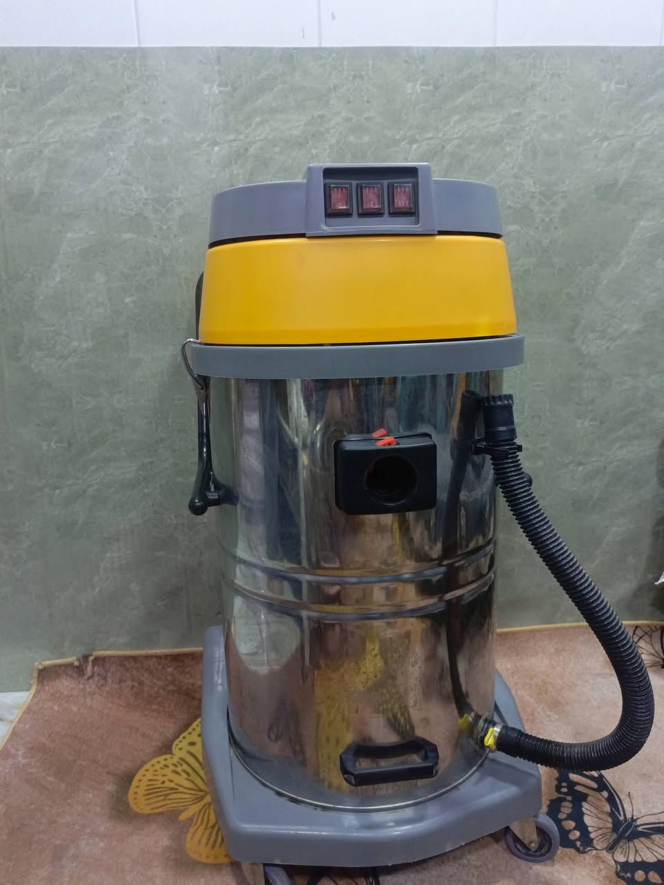 شافط 3 ماطور استعمال بسيط جدا للاستفسار مراسلة الصفحه او الاتصال
***********
