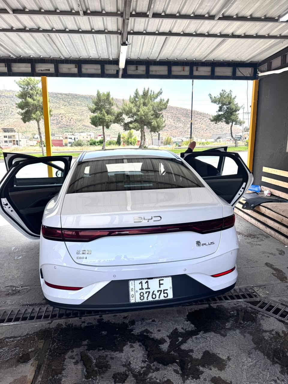 بي واي دي كن بلص 
ماشية ٨٠٠٠ قابل للزايدة 
كفالة عامة 
بيها كابينة شحن جاهزة 
ملحقاتها جاهزة 
داخل اسود 
تحويل ثاني يوم 
السعر 18،800 قفل 
المكان بغداد


**إذا كنت صاحب هذا الإعلان وتريد حذفه لأي سبب، رجاءا أرسل رسالة إلى الدعم الفني**