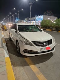 لبيع ازيرا موديل ٢٠١٢ رقم سليمانيه تحويل مباشره مكفولة من الضربة والصب...
