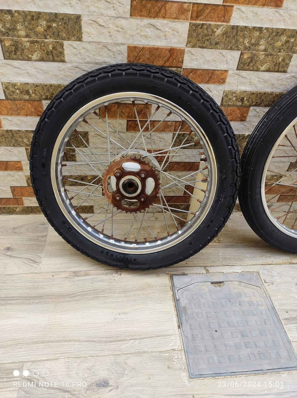 مرحبا عندي ويل كامل وسيبايه قيم واخذهن


**إذا كنت صاحب هذا الإعلان وتريد حذفه لأي سبب، رجاءا أرسل رسالة إلى الدعم الفني**