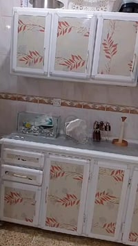 كونترات للبيع اتصال ع الرقم 07702049991