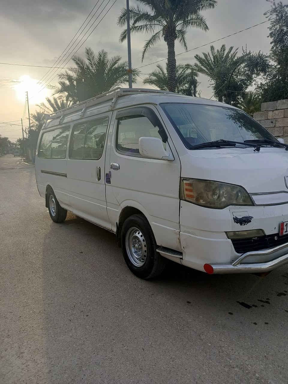 أسلام عليكم اج وان للبيع  موديل 14  مكينة وكير  واكسل جدد   وتخم تايرات. حدادية  شبه جديد   تحولي ثاني. يوم. مصفرة مرور   السيارة كبل للشارع   نقصهة.  بس دوشمة    أسعر 83 وبيهة مجال   اتصال ***********
