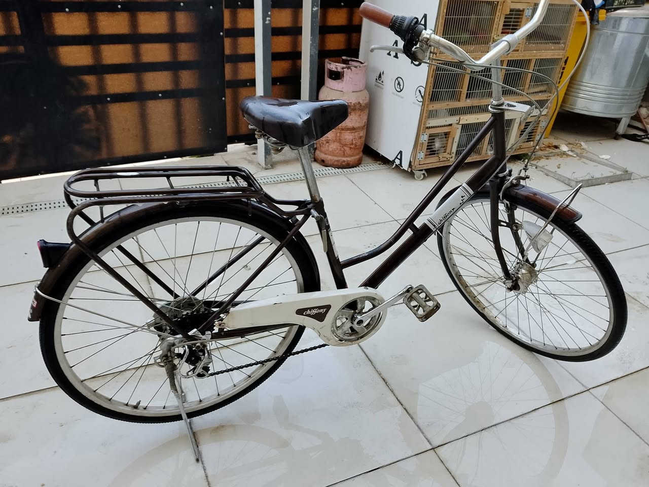 سلام عليكم بايسكل للبيع
حجم 26 جير وحساس جديد بايسكل 
راس خاص 
مكان بغداد الدوره 
سعر 80 وبمجال بسيط


**إذا كنت صاحب هذا الإعلان وتريد حذفه لأي سبب، رجاءا أرسل رسالة إلى الدعم الفني**