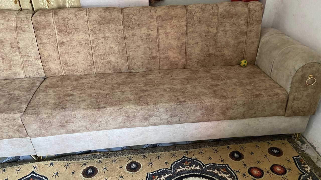 سلام عليكم حبايب سيت تخومه 4قطع نضيف وكامل جيب وخلي بالصاله مرتب ونقشته حلوه  مستعجل عله بيعته ب180وبي مجال للصره لشراي يراسلني واني حاضر


**إذا كنت صاحب هذا الإعلان وتريد حذفه لأي سبب، رجاءا أرسل رسالة إلى الدعم الفني**