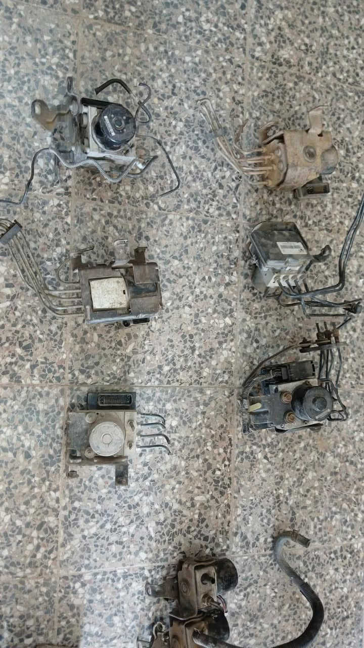 السلام عليكم 
متوفر قطع غيار سيارات أمريكيه
تاهو _جمسي_يوكن_شوفر
متوفر جمله ومفرد 
للتواصل على الواتس اب 
***********
