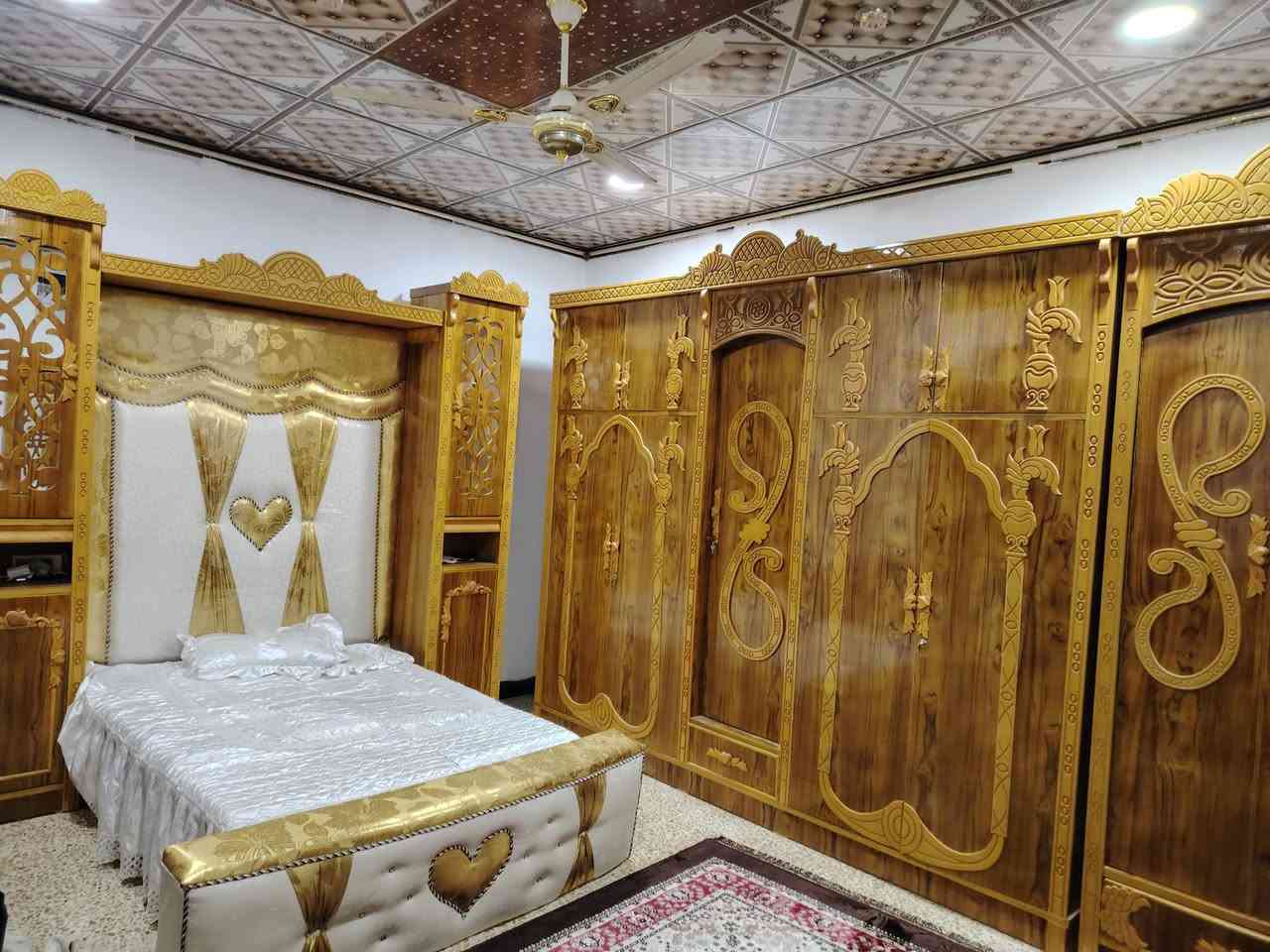 سلام عليكم هاي الغرفة لبيع شرط جديدة مكانها موصل *********** السعر مليون بيها مجال
