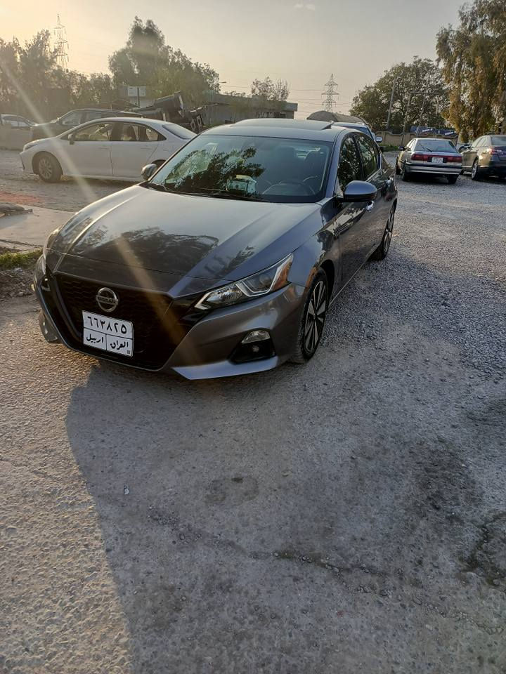 للبيع التيما SL 
السعر137 بيها مجال 
موديل 2019 
الون نفطي 
فول الفول 
كشن جلد 
كشن كهرباء + هيتر 
ماشيه 82 
تحكم ستيرن  هيتر
تثبيت سرعه 
رادار 360 درجة 
كاميرا خلفي 
ويل كروم
سونر مرفق مع رقم الشاصي 
رقم أربيل باسمي تحويل وكاله ثاني يوم 
مكان السياره كلار 
*********** أربيل, العراق
