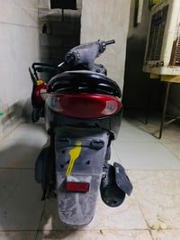 دراجه بريز للبيع جديده ما بيها اي نقص جاهزه سعرها 700 الف وبيها مجال  ...