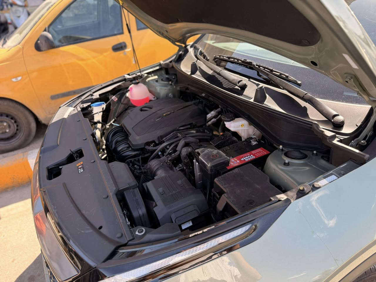 سلُِآم عٍلُِيڪم سبورتج موديل 2024 وارد امريكي ضربتها حوض ايرباك برده وكشن   سياره نضيفه وحديثه ماشيه 18الف وبقيه التفاصيل كدامكم بل صور التواصل ***********
