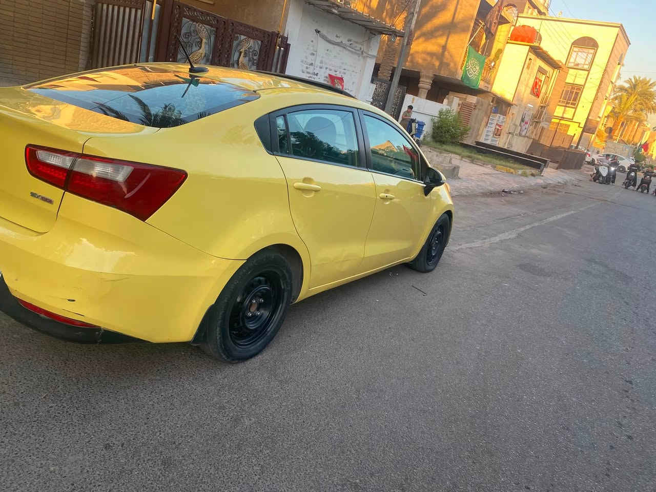 للبيع كيا ريو وارد كندي موديل 2016
محرك 1600 GDi گير At بدون صبغ
بدون ايرباك ، حادث براكيت الشاصي
فول مواصفات ، بصمه ابواب و تشغيل 
مري شفط ، شفتات ستيرن ، كشنات 
جلد ، هيتر كشنات و الستيرن ، فتحة
رقم سليمانيه ، سنويه للـ2029 مكان
السيارة بغداد ، سعر 86 $ بيها مجال
بسيط // ***********

