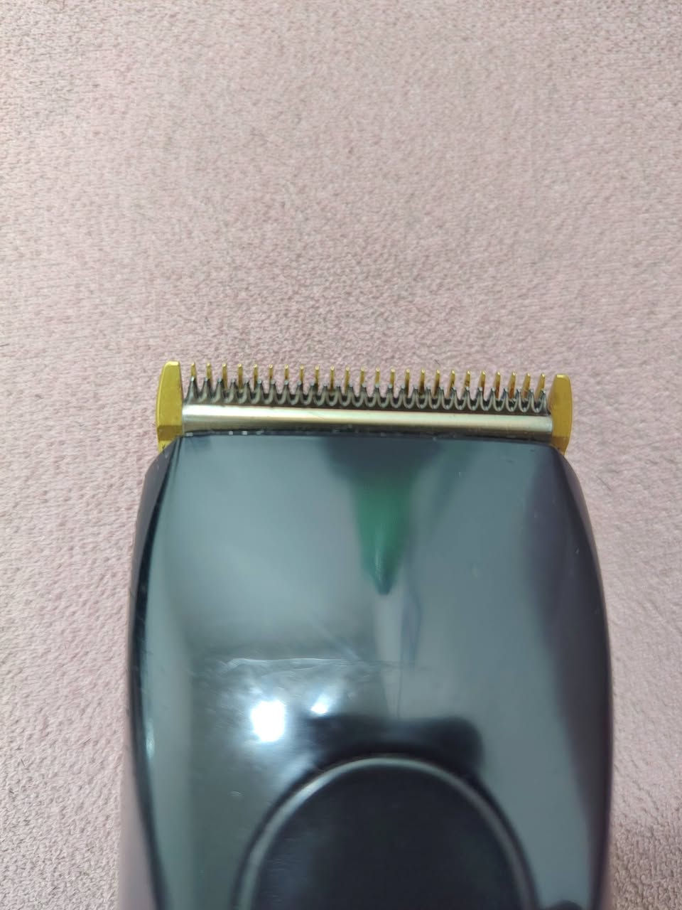 سلام عليكم شباب ماكنه حلاقه وحش الحلاقة قوة ومتانة وسرعةالتوصيل إلى Riyadh - تحديث الموقع⌵
يقدم ملخص المنتج معلومات المنتج الرئيسية 
قم بزيارة متجر Panasonic
4.4
4.4 من 5 نجوم
(131)
باناسونيك ماكينة حلاقة شعر احترافية قابلة لاعادة الشحن مع 3 امشاط وحامل شحن ER-GP80 (صنع في اليابان)
 ⌵ستخدام قليل  وكاله ماخذه 200الف قيم واخذه بلعافيه كلشي مابيه بس الزكا شلعته ***********
