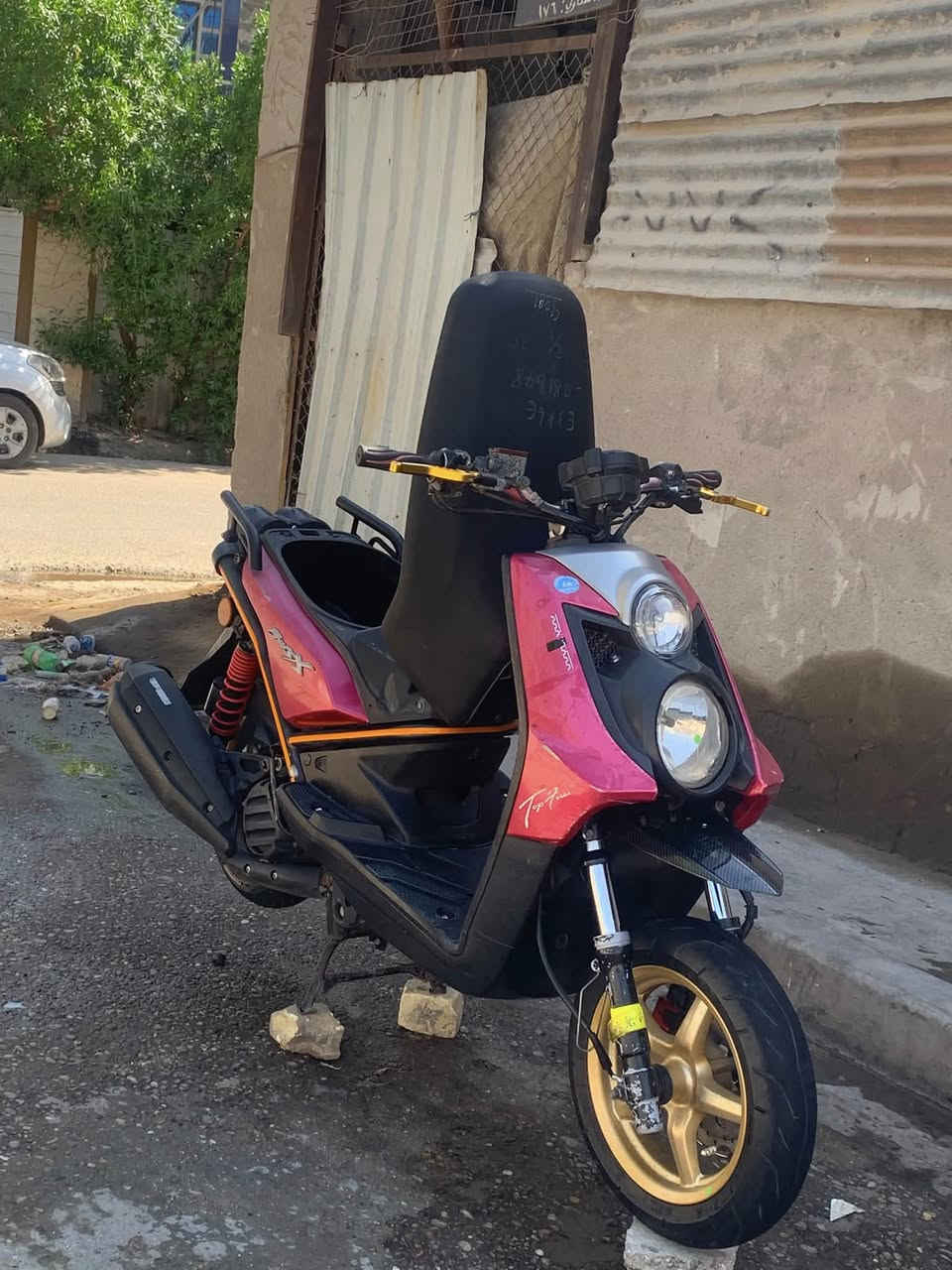 سكنس جبلي لون كرزي  🍒
مكفوله كفاله عامه كفر و مكينه 
شلعه معد شرط 
استيرن  كرزي🍒 
جوزه اسويج كرزي 🍒 
تايرات جدد أمام خلفي 
يدات سكليتر 
يده بريك أستيل اصليه
مكاني بغداد البلديات شارع المصرف
***********  
سعره 1250 بيه مجل للشراي
