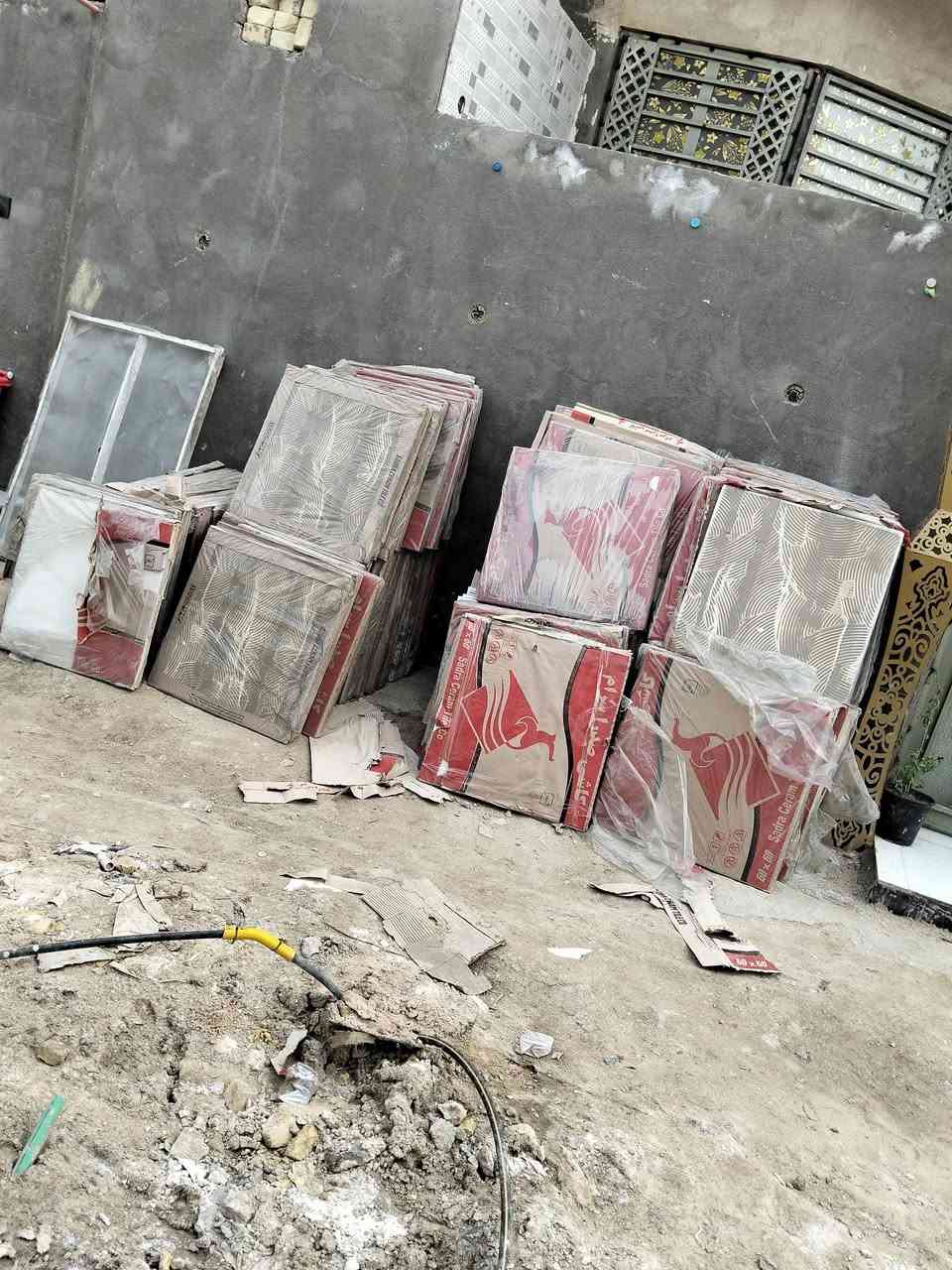 سلام عليكم دار للبيع زراعي مساحة 100 متر ناحية السيدناويه قرب مدرسة صفي دين كونكريت  مسلح رباط وسقف  نقص ارضيه بياض تستلم مفتاح  ستفسار برقم واتساب او الاتصال على رقم ***********
