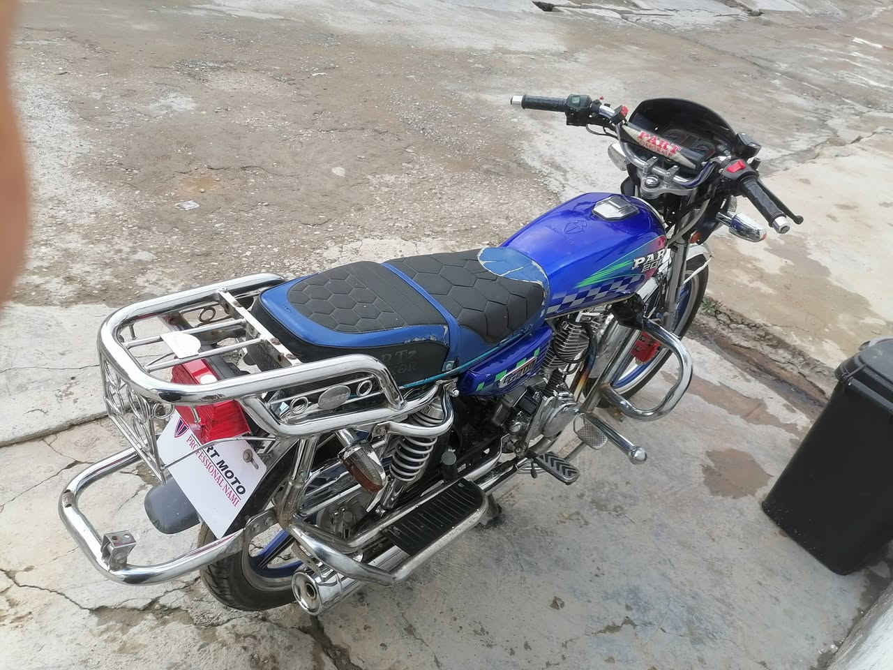 دراجه 2023 جني بارت دراجه محرك بالكرتونه سفر 
***********
