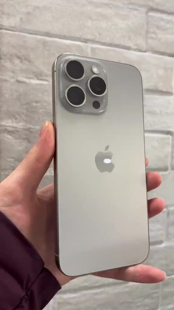 ايفون 15 برو ماكس شرق اوسط
بطارية 85

ذاكرة 256

التفاصيل الكاملة ع الخاص او الاتصال ع الرقم التالي 

***********
