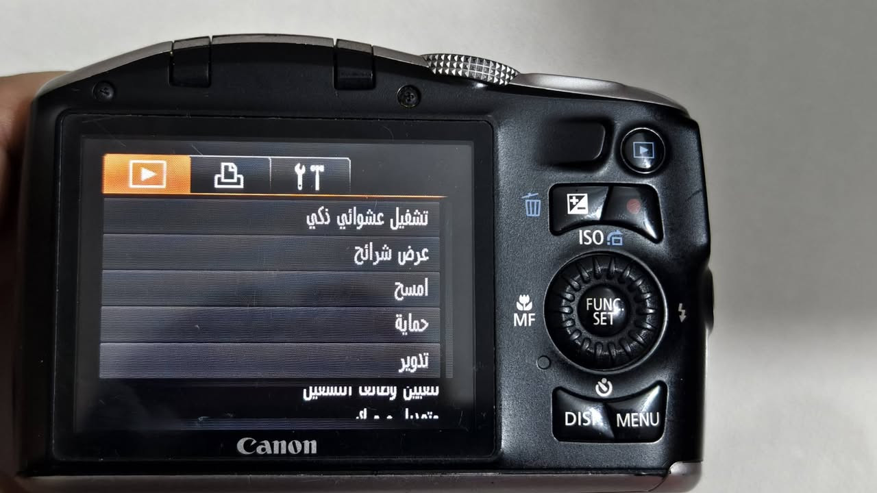 للبيع كاميرا كانون الحاله جيده جدا هذه صورتها هي وملحقاتها مع صور لجوده تصويرها الي مهتم يتفضل للخاص


**إذا كنت صاحب هذا الإعلان وتريد حذفه لأي سبب، رجاءا أرسل رسالة إلى الدعم الفني**