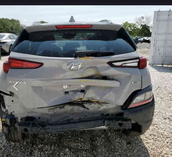 سلام عليكم 
كونا لون اسمنتي للبيع فقط 
موديل 2023 

دخول جديد بدون رقم 
تترقم بغداد ثاني يوم

سلايت 
بصمه 
رادار 360 
كشن كهرباء 
مرايات كهرباء 
تشغيل عن بعد 
كشن مخمل 
٢٥ الف ميل ماشيه 
محرك 4سلندر 2000 مرغوب 
 
حادث السياره 
بابين جهه السايق  وقبق صندوك

عنوان السياره بغداد شارع فلسطين

السعر 145$ وبيها مجال

للاستفسار 
***********
