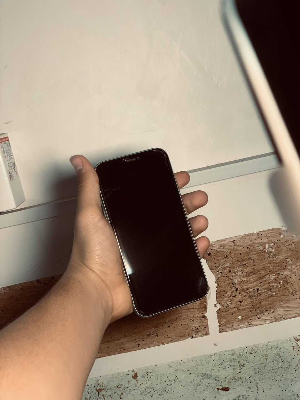 ايفون 11 عادي
مبايل حلو ونضيف النضافة 80% اكو كسر خفيف بالشاشه مامبين + صورة كامرته تخبل يشهد الله تجي تفحصه وتشوف تصويره + مبدل شاشه اصلي وحلوة البطارية مالته 75٪  + فيس ايدي مو شغال قيم النضافه والشكل وراسلني بس لاتكسر بسعره🩵
موجود الخاص والواتساب ***********
