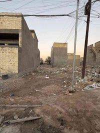 تابعني يوصلك كلشي مناسب قطعة ارض مساحه ١٠٠ متر شارع عرضه ٢٠ للبيع حي ا...