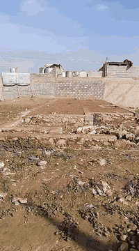 ارض للبيع  المساحه  120 متر باص
المكان الموصل جانب الايمن حي نابلس
نواب ضباط
زراعي بيها وصل
*********** كورك
*********** اسيا
