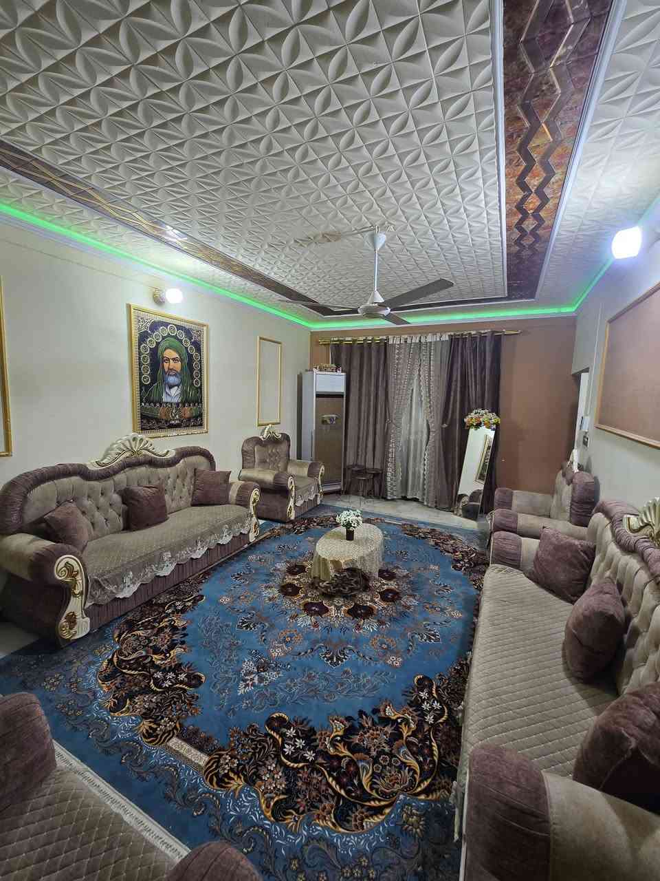 السلام عليكم
اللهم صلي على محمد وآل محمد 

دار طابو صرف حي المهندسين معمر تعمير جديد الكاع مرمر عل الشارع العام  بل السره الجامع الصدرين  الشارع الي يربط حي المهندسين  بحي العسكري المساحه ٢٢٠ طابقين يتكون من أربع غرف وصاله ومطبخ ومخزن طعام ومجمع صحيات داخليه وخارجيه (***********)استفسار اكثر
