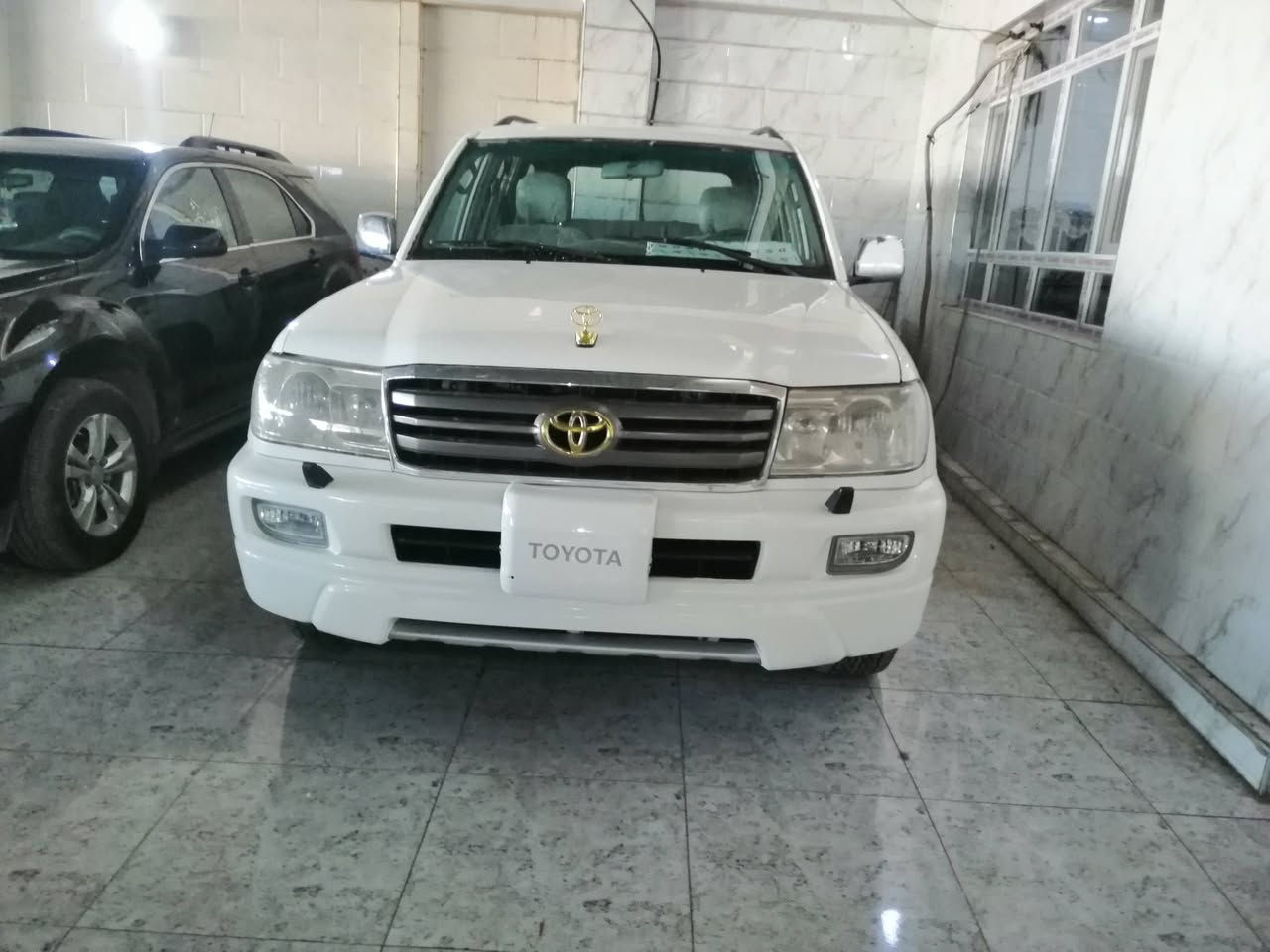 لاندكروزر ٢٠٠٤ مزاد شرطة نينوى رقم نينوى مصبوغ عام جمالية وتوحيد لون لان كان بها قطع باللون الأزرق محرك وكير بشرط تحويل فوري هزه وفحص ورقم سنوية جديدة قبل كم يوم سعره ١٣٨ َرقة السيارة بالموصل ***********./ ***********
