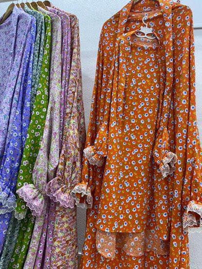 - تصفيـة بضاعـة 

حجـاب صـلاة قطعتيـن طقـم ( الأم وبنـت )

السعـر 15 الف

#مكلفات


**إذا كنت صاحب هذا الإعلان وتريد حذفه لأي سبب، رجاءا أرسل رسالة إلى الدعم الفني**