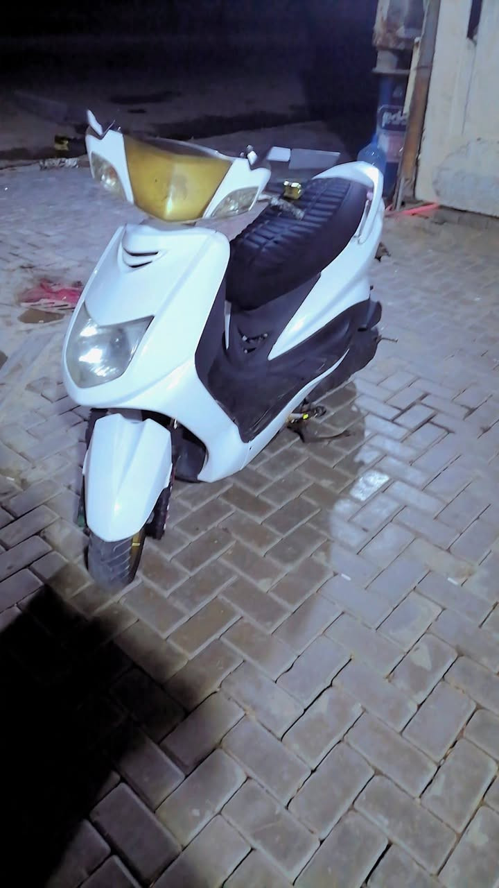 دراجه للبيع)700) ***********
