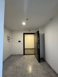لايف تاورز • ١٧٣م • غرفتين