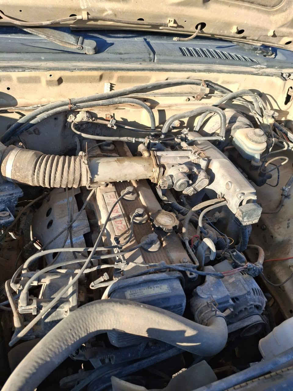 سلام عليكم  نيسان مديل 98 محرك 6وينجي ياباني السعر 43 رقم الهاتف ***********
