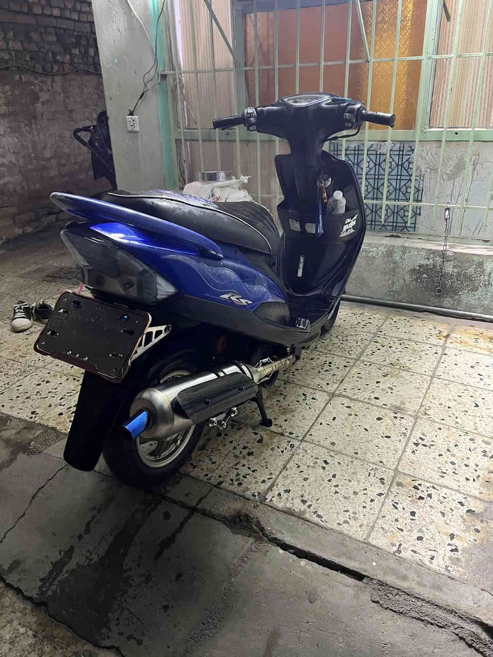 السلام عليكم ماكس عدله للبيع دراجه رمبه وكفاله عامه ختم واحد🔥
بيهه نواعم بسيطه تزويد 

وياله نجمه اصليه 🪬

صالنصه بوري عدل 

قاعده وإطار اصليه 

اشاير اربعه ولف رياضي 

قبخ عنبار RGS

قطرة دهن 

دبل خلفي رياضي 

ملاحضه دراجه ختم واحد ويه مكينه ومكفوله من تاير لتاير ومابيهه اي نقص مكان بغداد الكريعات وأي استفسار اكثر اتصل وبخدمتك ***********
