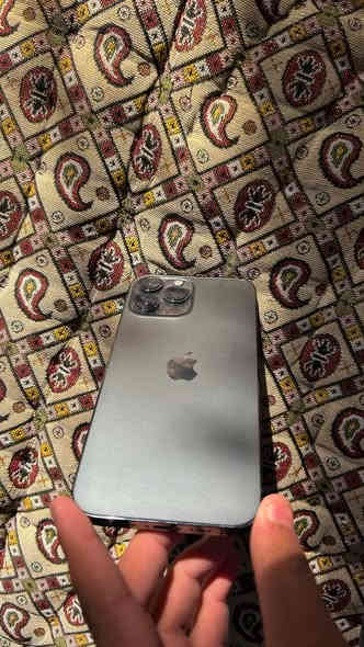 السلام عليكم iphone 13 pro max ذاكرة 1T (1024) گيگا بايت البطارية 86 الجهاز مامفتوح شرط مامبدل بي اي قطعة ع وضعوا البلادي الجهاز امريكي واضح بالصور الي يعرف بيهن والنظافة بالصور السعر 900 المكان صلاح الدين-تكريت-قضاء العلم.للاستفسار ***********

