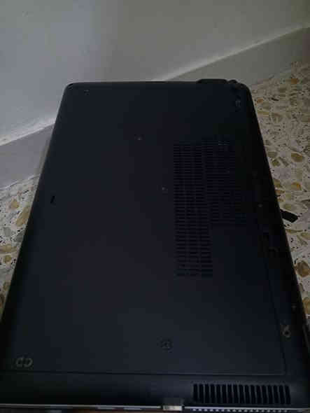 لابتوب hp
الرام 8 

الهارد 256ssd

المعالج انتل corei5 الجيل الخامس بسرعه 2.70ghz

شاشه حجم 15.6

كرت شاشة داخلي 

كيبور عربي انكليزي ليزري ضوئي

الملحقات جنطه+ماوس+شاحن الاصلي 65w

السعر: 240 وبيه مجال للشراي للاستفسار
*********** بي واتساب
