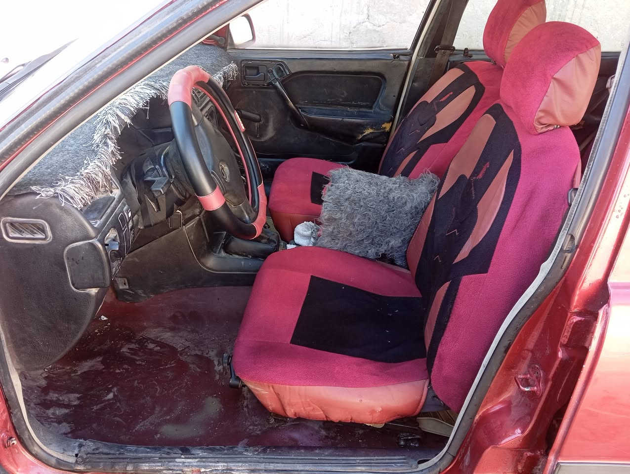 السلام عليكم بيع أومرواس  فيكترا موديل 91 لون احمر نظيف صبغ حزام وداخل كله نظيف تغليف جديد ماكينه جديد كير جديد ومكفولة من كل شي بقية التفاصيل عالرقم
. هذا رقمي***********
