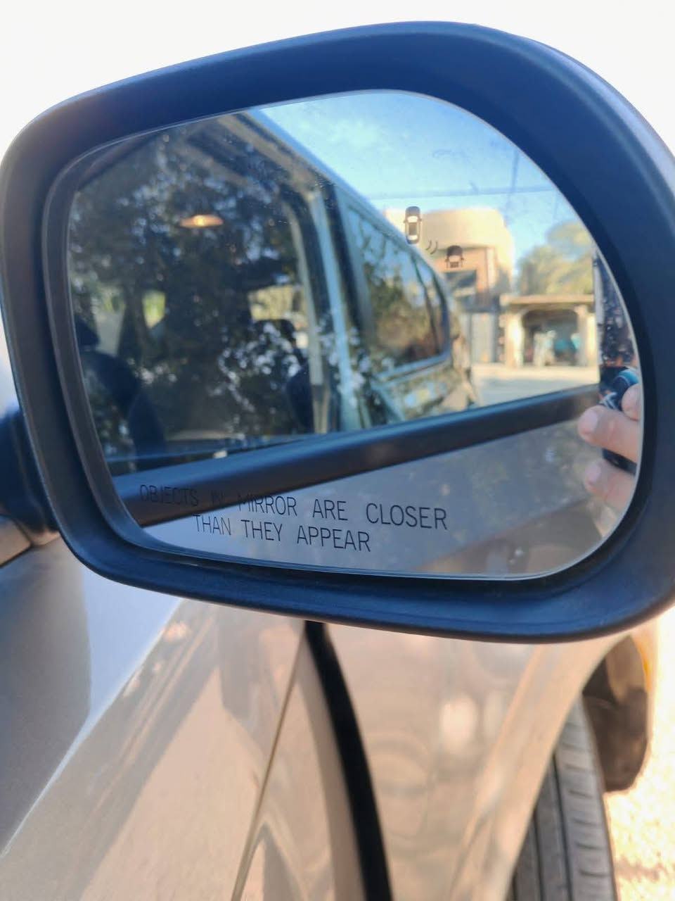 اعلان بيع
صول 2025
فئه LX
حادثها موضح بالمنشور فقط شبر بالجاملغ معدل ومرشوش ع كدة فقط 
تترقم جميع المحافظات عدا كردستان 
موصفات باب ثاني

السعر 150 وبيها مجال
مكاني حله
***********
