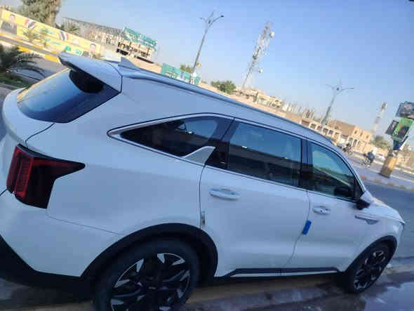 اسلام عليكم للبيع كيا سورنتو موديل 2024
السيارة فول موصفات 
ماشية 30 
بيهة طخة بسيطة بل جاملغ فقط مثل ما موضحة بل صور 
السعر 305
مكانهة الناصرية 

***********
