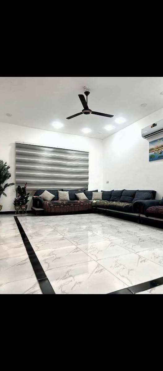 احجز مزرعتك يمنا واستمتع بالأجواء مع الاهل والأصدقاء 🥰
(مزارع البوعيثة) 
ترحب بكم
موثقة بتطبيق اجرلي
_♕_

1.نظام شفتات ونظام 24 ساعه 

1. نظام شفتات صباحي 
من 9ص لغاية 6 م

2. نظام شفتات المسائي
من 8 م لغاية 7 ص

♕
تحتوي المزرعه على... 

1. غرفتين نوم  .. واكو غرفة 1
2. صالة كاملة
3. حديقة واسعة 
4. مطبخ  كامل
5. مسبح
... كعدة عربية ...
مكانات خاصة لشوي... 
منظدة...... 
العاب اطفال..... 

كهرباء على مدار 24 ساعة

.. موقف سيارات يتسع اكثر من 10 سيارات♕__

***********‪

الدورة / البوعيثة
#اللهم_صل_وسلم_وبارك_على_نبينا_محمد
