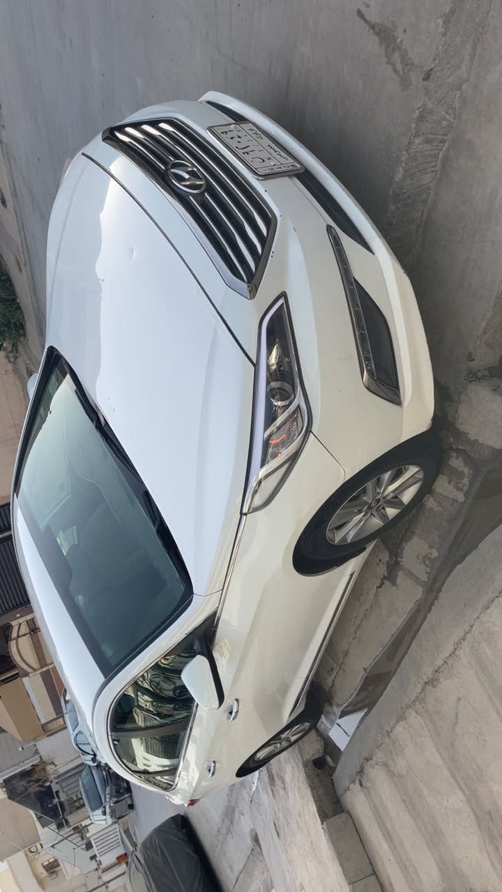 سوناتا موديل ١٥ كير محرك مكفوله تبريد ثلج سنويه باسمي مشروع لل ٢٨ كوبون بانزين تبديل بونيت بدون  دواخل بجم كبس وجامرلغ خلفي وباب خلفي كليررامريكا سعر ١٢٥ وبيه مجال بسيط سياره مال بيت صدر دبلات فيت بام كله جديد 
مكان كركوك ***********
