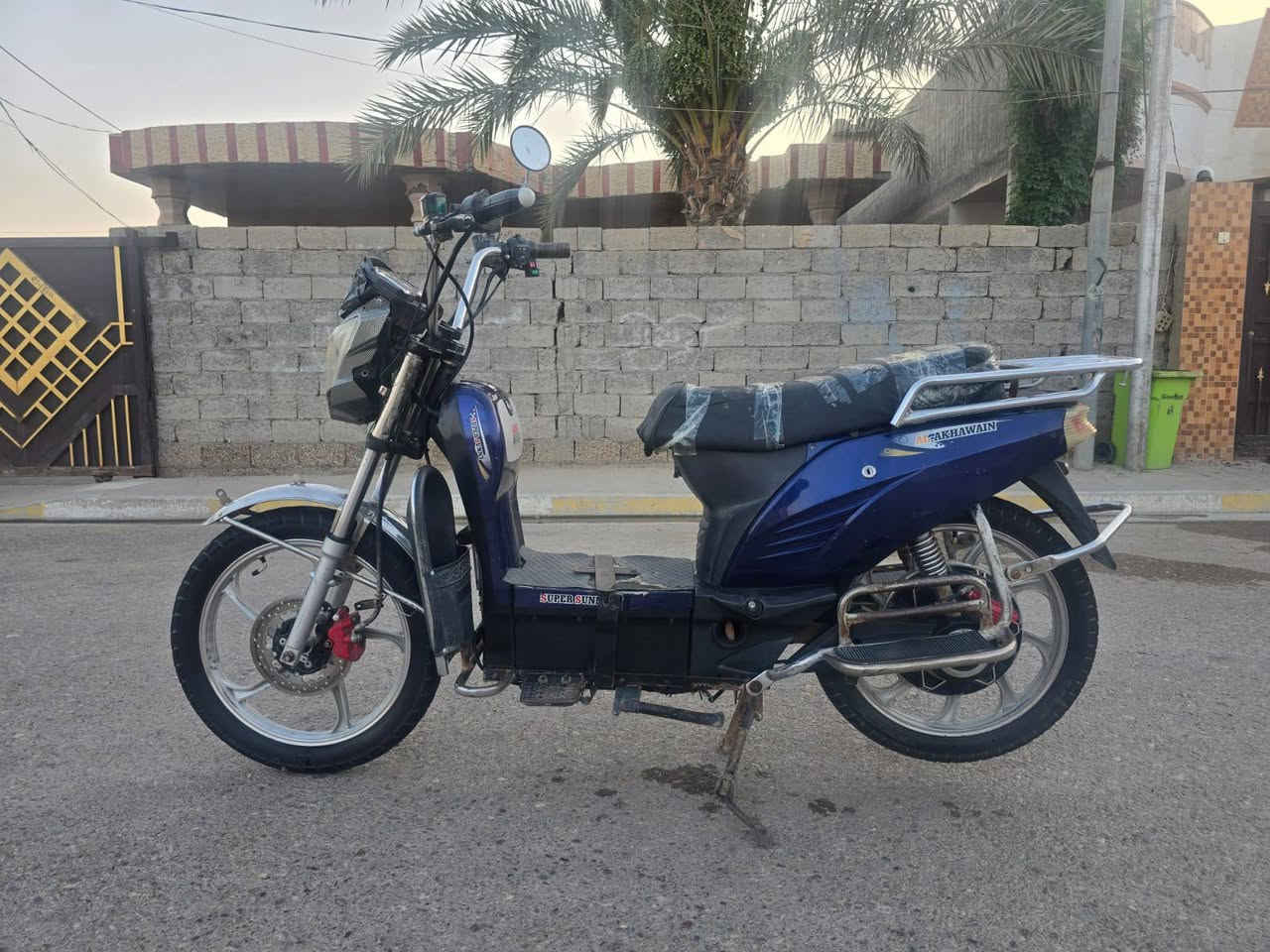سلام عليكم
دراجة شحن هارلي للبيع بطارياته نص عمر 
 كامل عل فحص السعر/ 200الف  
الرقم الاتصال/***********
***********
