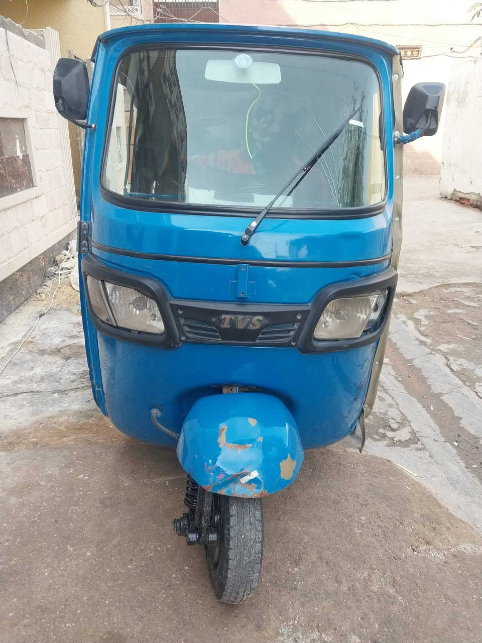 سلام عليكم تكتك للبيع ٢١كامله كبل للشارع ٧وراق سعر ٤وبيه مجال مدينه الصدر ***********تفاصيل داخل المقطع لاتخابرني ودكلي شبيه
