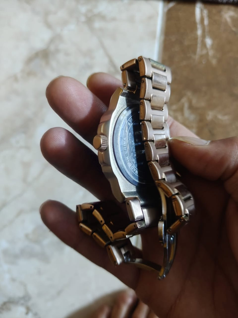 ساعات للبيع كلهن جديدات ونضافة ١٠٠
شغالات بدون اي خلل شرط
سعر الوحدة ١٥ الف 
بس الذهبيه ب ٢٥ 
واذا كلهن. خصم 
شراي تعال خاص


**إذا كنت صاحب هذا الإعلان وتريد حذفه لأي سبب، رجاءا أرسل رسالة إلى الدعم الفني**