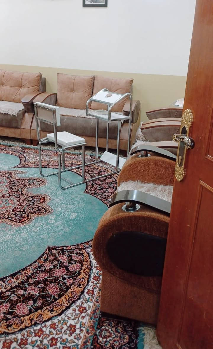 دار للبيع (150) متر ركن مربع في حي الجامعة منطقة 29 شارع (15) 
الواجه 15 والنزال 10
3 غرف نوم صاله و أستقبال و مطبخ حار و بارد وصحيات 

للأستفسار مراجعة مكتب الثقة للوساطة العقارية 
الكائن في حي الغري شارع  (نفط - غري ) قرب قصابيه طارق 
او التواصل على الارقام التاليه 
***********
***********
يتوفر واتساب 

نستقبل_عروضكم_العقارية_في_كافة_احياء_النجف_الاشرف_اهلاً_وسهلاً 
#عقارات #عاجل #عقار #متابعة # العراق
