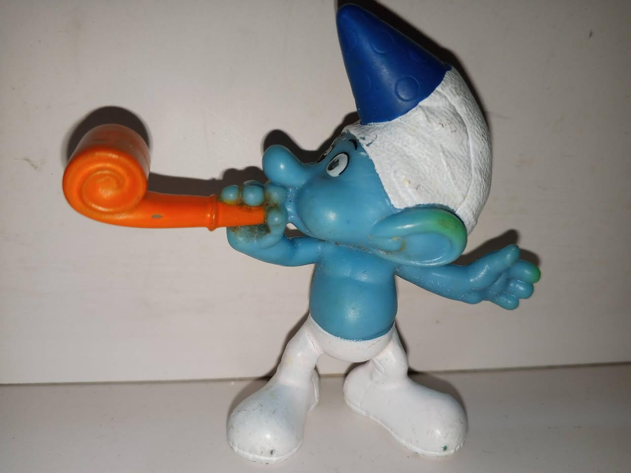 متوفر سنافر ربل مختومة قطعة الفين 
توصيل 5


**إذا كنت صاحب هذا الإعلان وتريد حذفه لأي سبب، رجاءا أرسل رسالة إلى الدعم الفني**