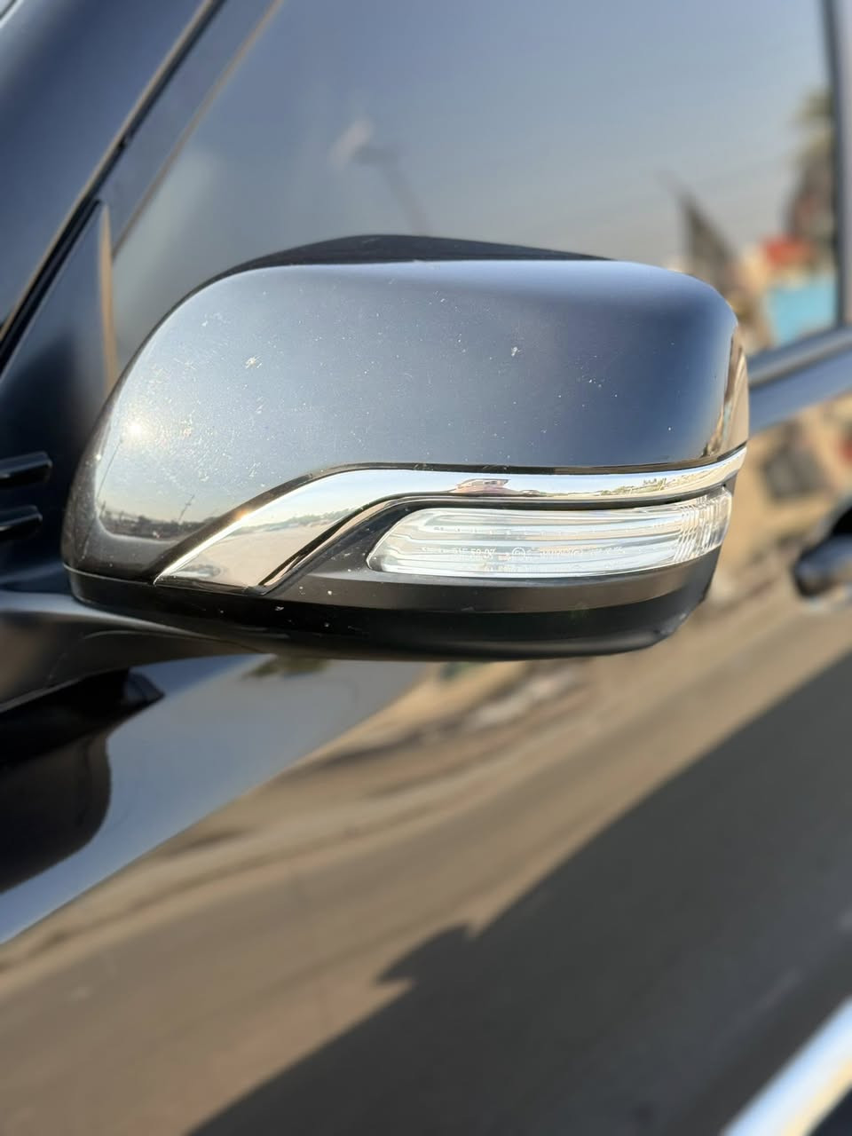 اللهم الصلاه على محمد وال محمد
للبيع  تيوتا برادو  ساز باب اول اعلى المواصفات 
فئه Txs
تجي كشنات جلد كراسي تحكم كهرباء 
شرط نضافه فول 
على  ايد وحده من الشركه والي هسه لوك سياره 
ماشيه 87 حقيقي
  (مكفوله من الحادث و الضربه والتبديل  والصبغ ) 
فقط حالوب وهذا الشي مو بدينا بيد رب العالمين والحمد الله على كل حال 

بمعنى الكلام جديده وعلى ايدي شرط 
مكان بغداد وسنويه جديده مشروع وطني بسمي 
رقم بغداد الجديد 
سعرها370 $ مع المجال البسيط 

***********
